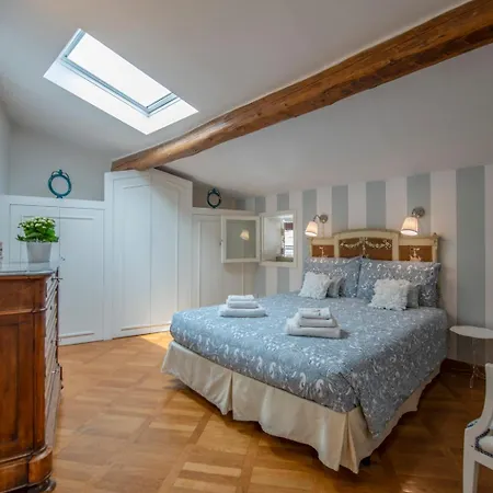 Romantic And Charming Apartments Florence Exterior photo