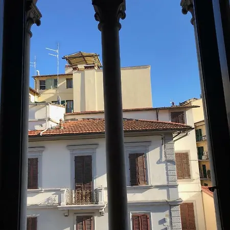 Romantic And Charming Apartments Florence Exterior photo